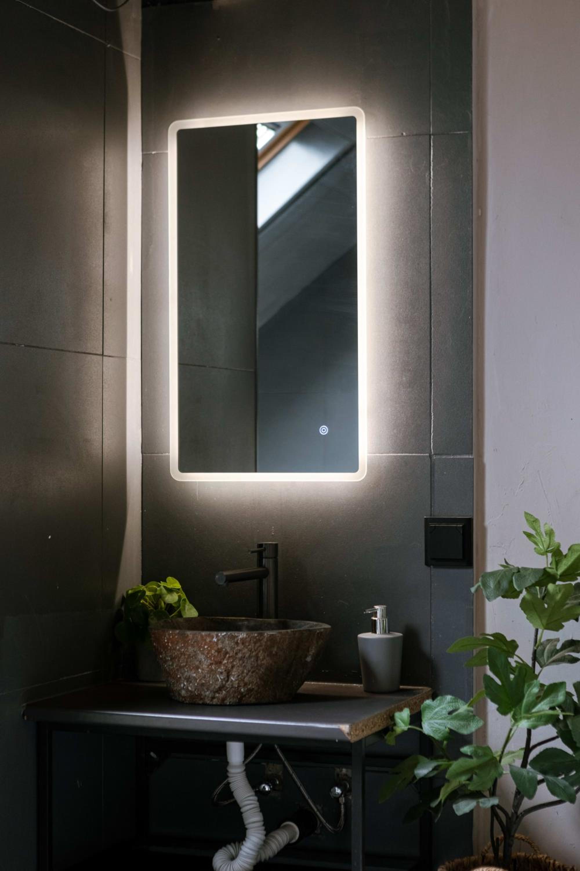 Chic rooftop apartment in Antwerp's shopping hub, pets are welcome