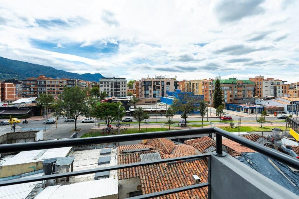 Excellent Location Brand New Apartment in Santa Barbara