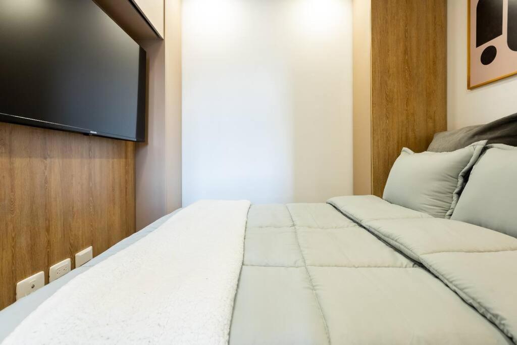 Excellent Location Brand New Apartment in Santa Barbara