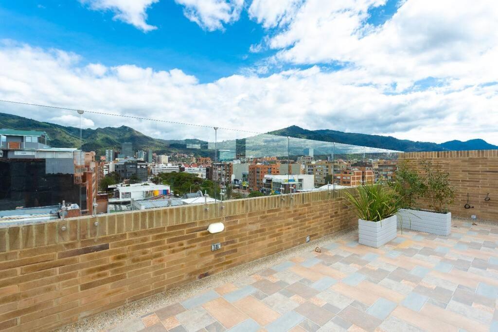 Excellent Location Brand New Apartment in Santa Barbara