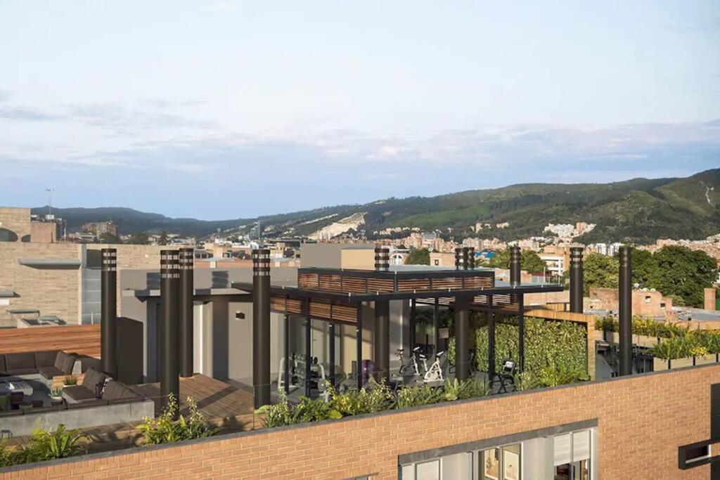 Excellent Location Brand New Apartment in Santa Barbara