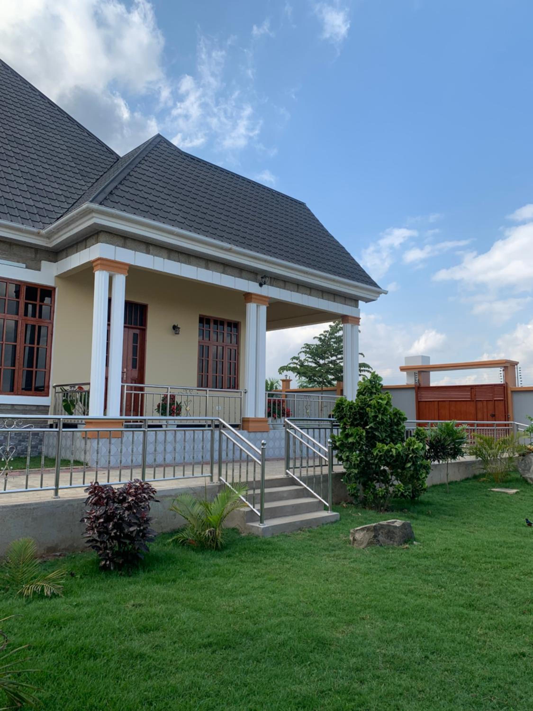 Lisprowl Homestay