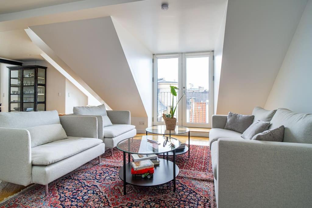 Central Penthouse with Stunning Terrace Views