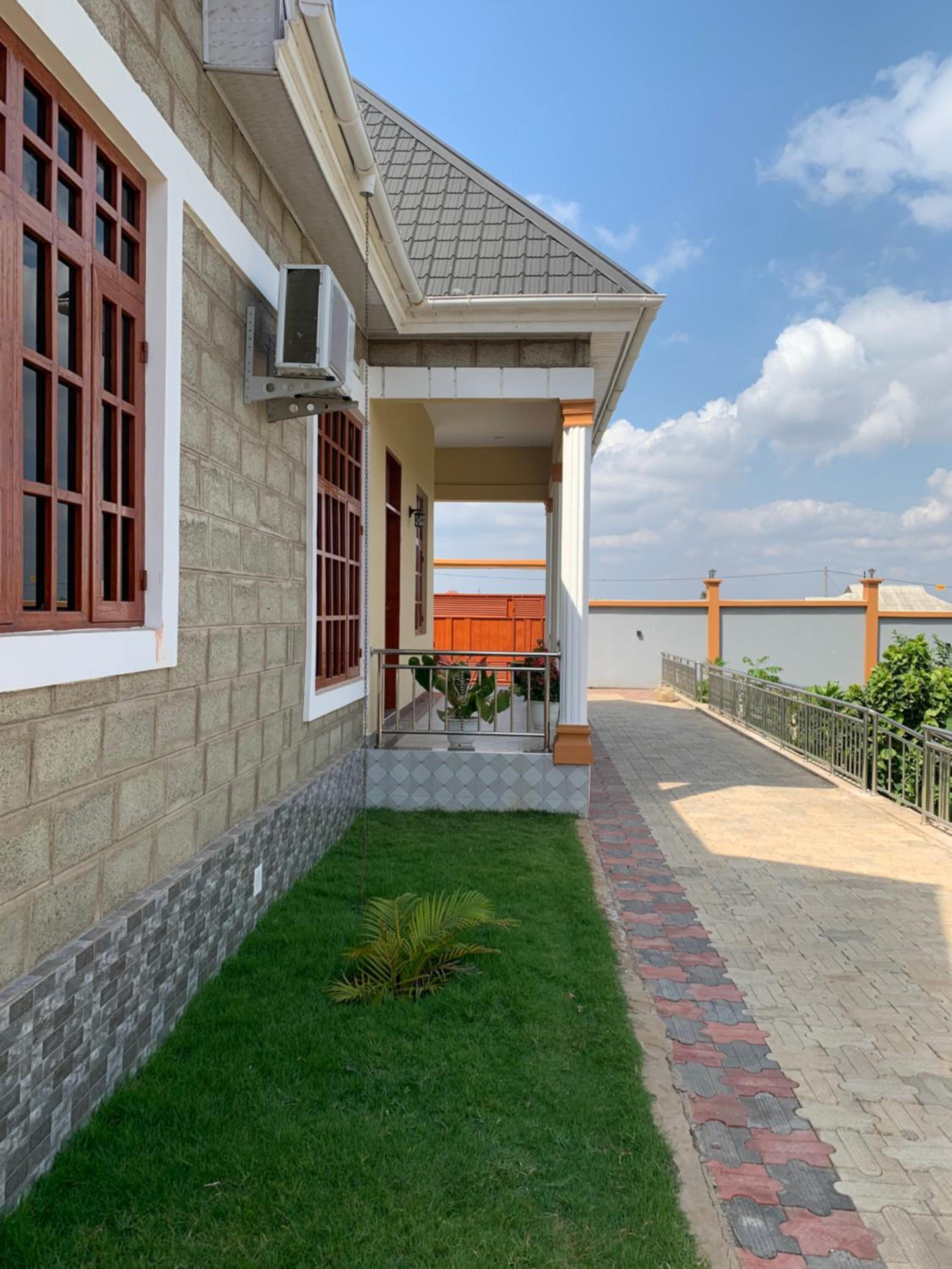 Lisprowl Homestay