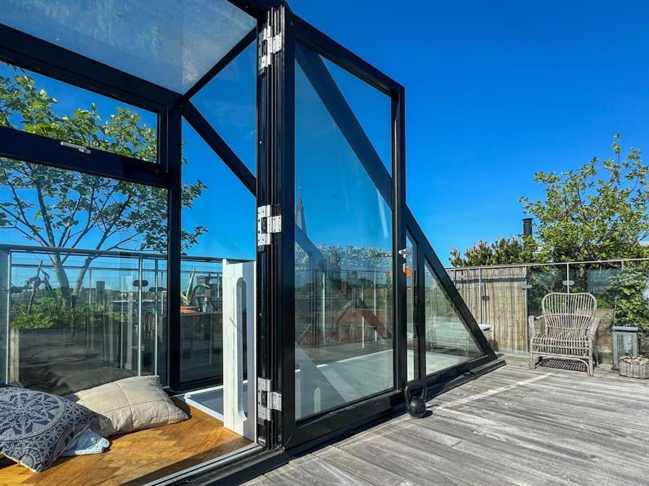 Central Penthouse with Stunning Terrace Views