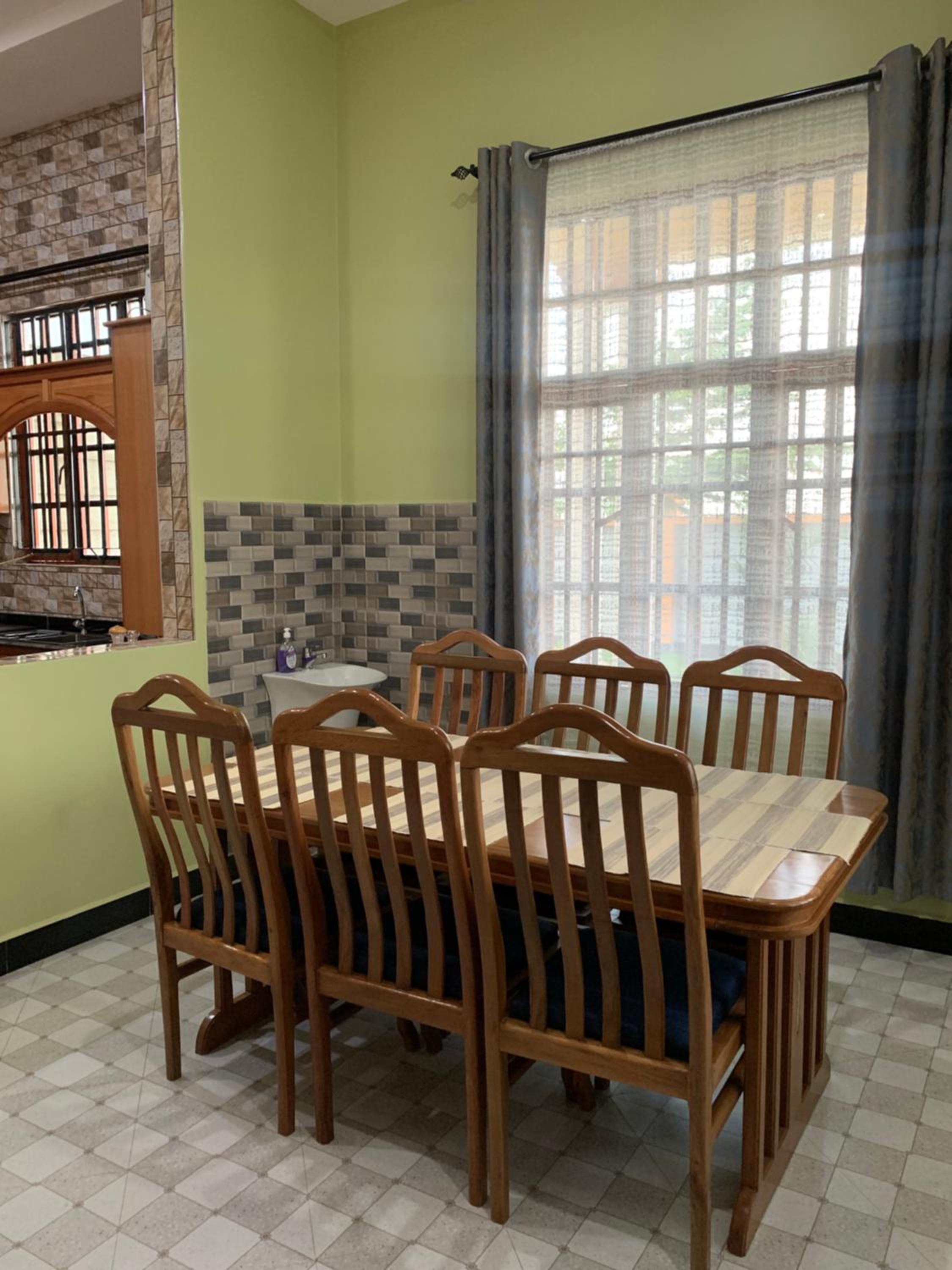 Lisprowl Homestay