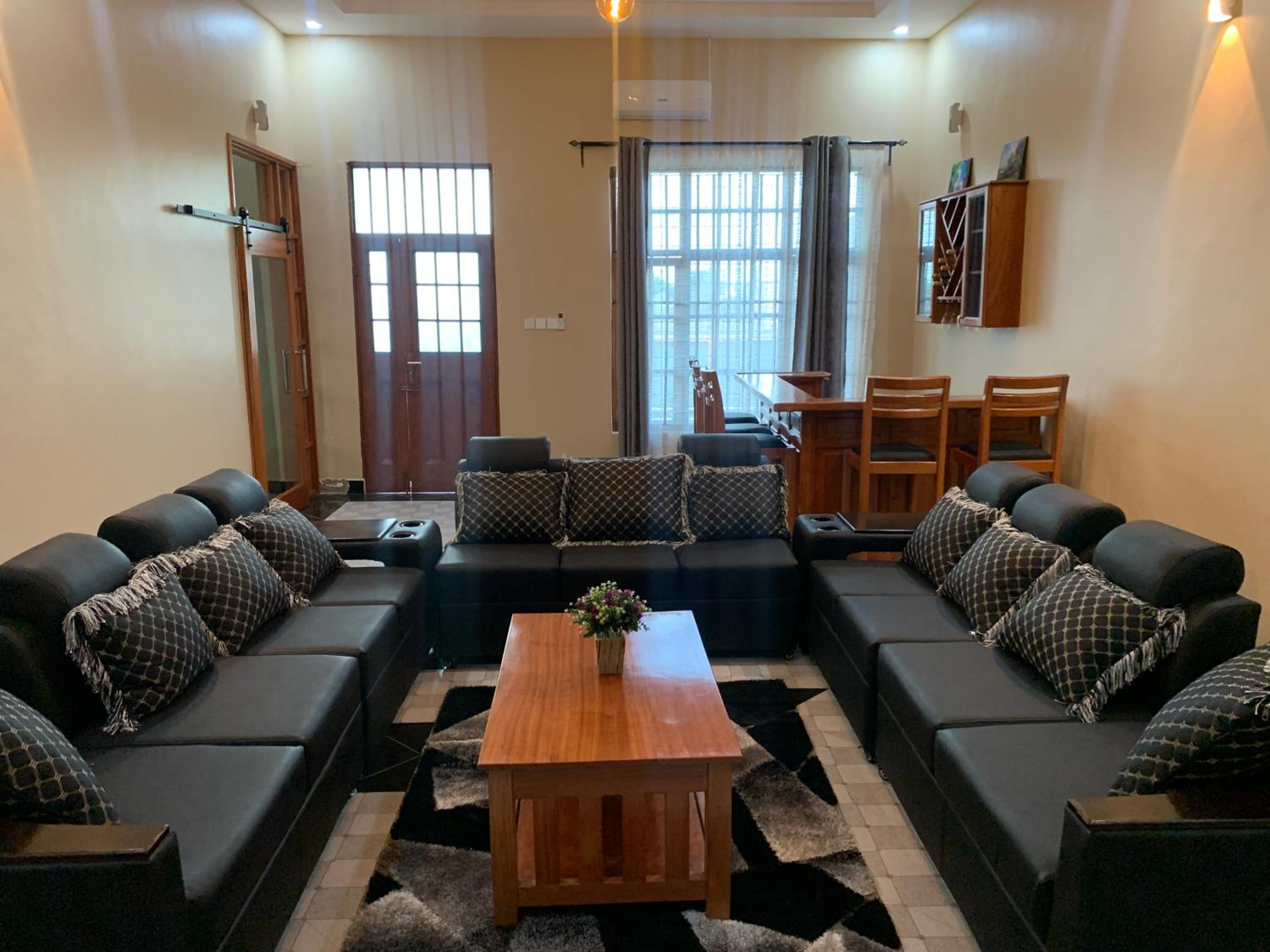 Lisprowl Homestay