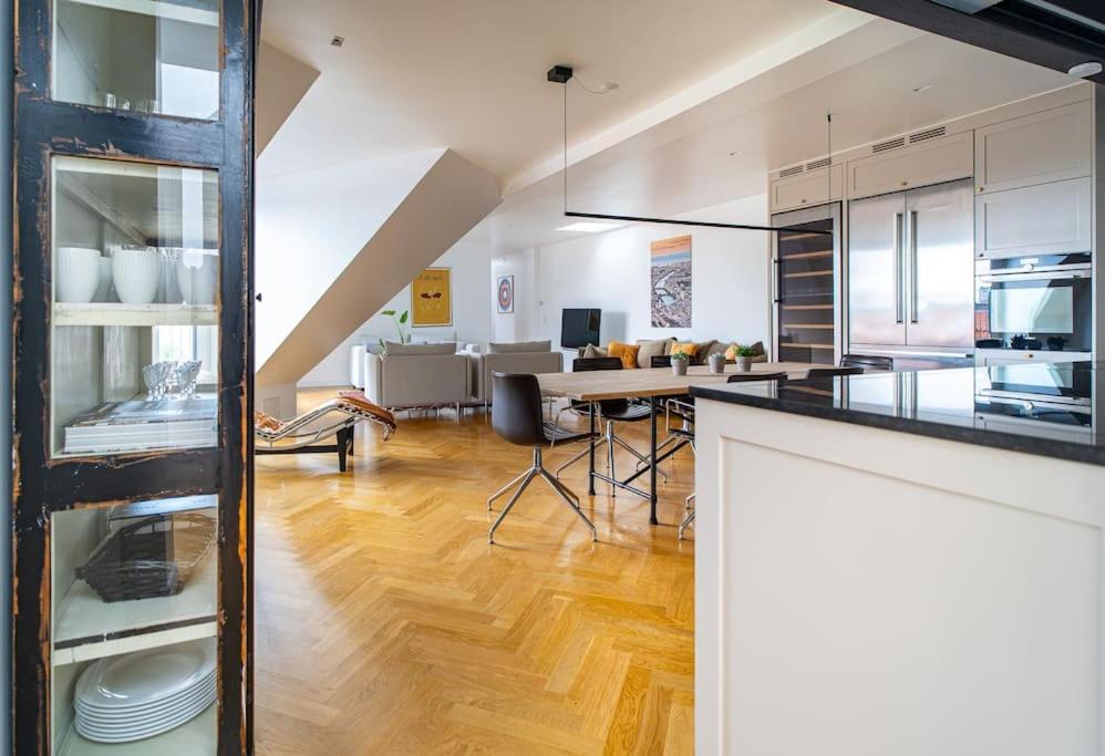 Central Penthouse with Stunning Terrace Views