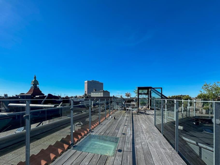Central Penthouse with Stunning Terrace Views