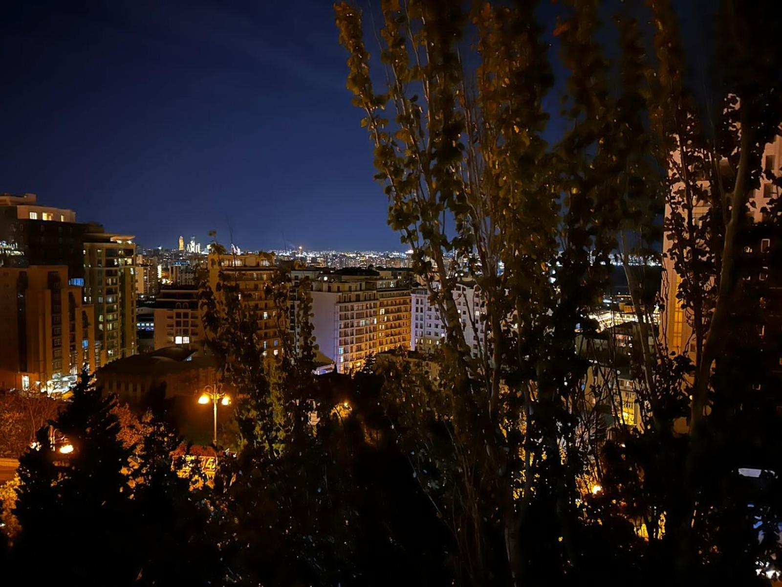 Flame Towers .metro Icheri Sheher.