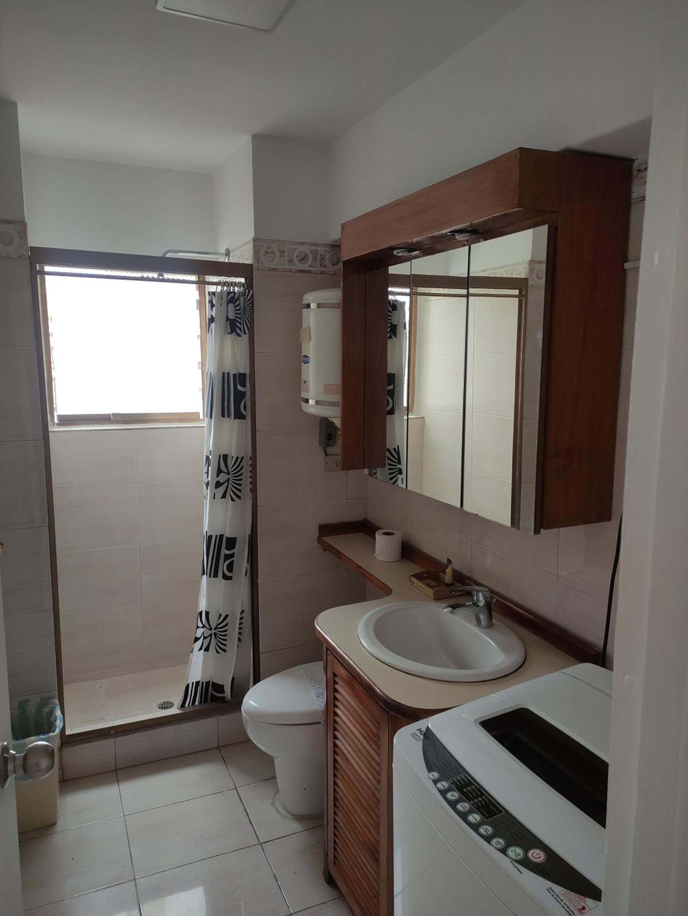 Apartamento cerca del Boulevard de Sabana Grande y zona comercial view 3
