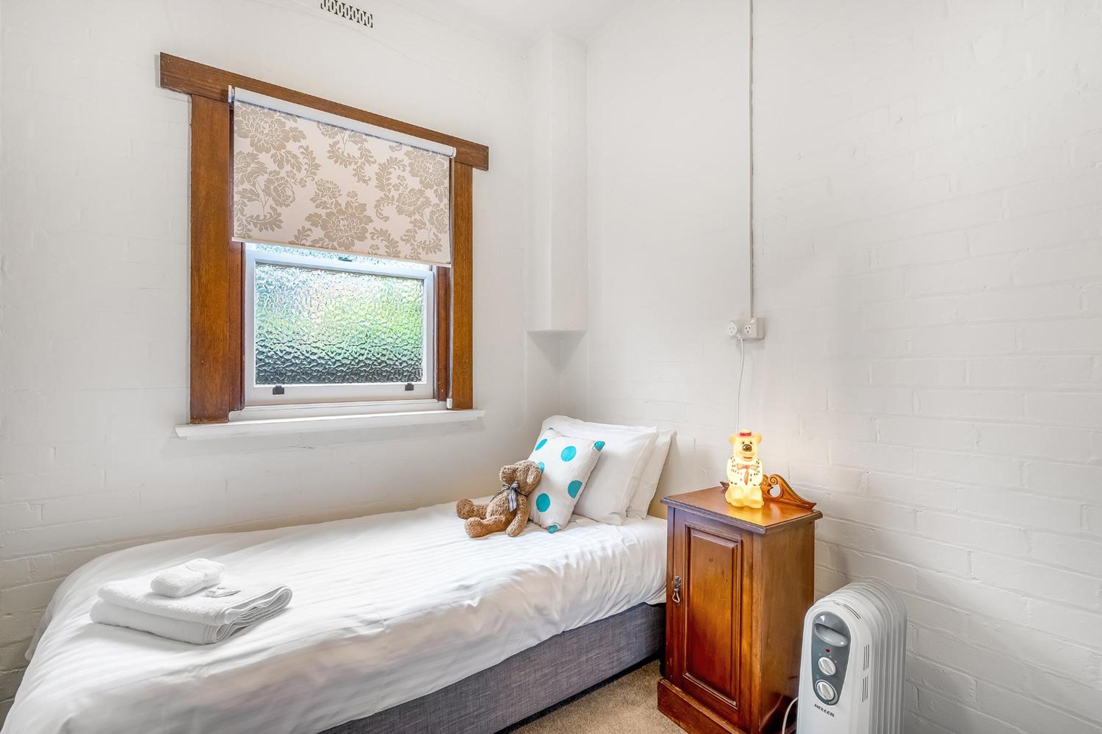 Gorgeous Hobart Accommodation - Park on Park - New Town