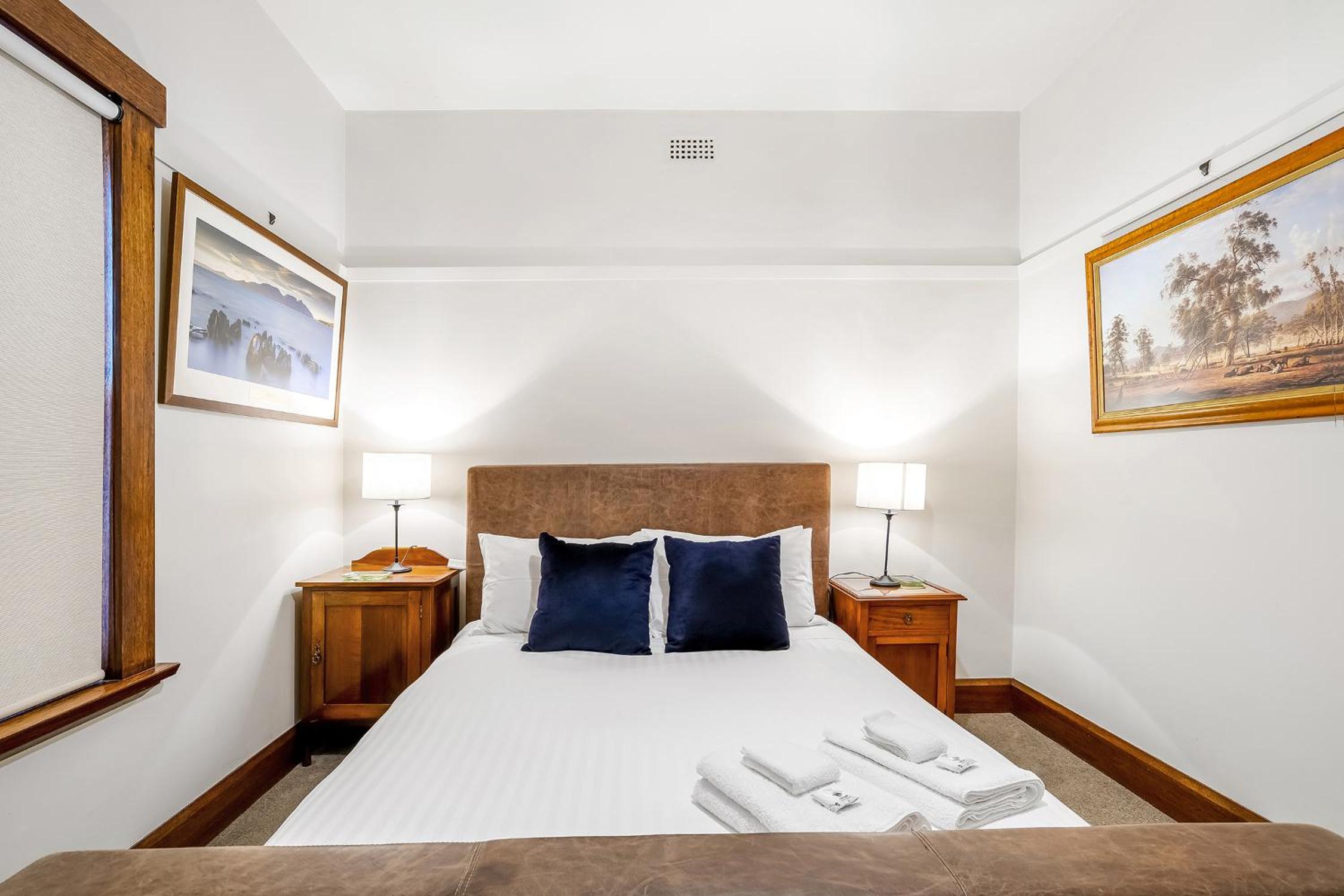 Gorgeous Hobart Accommodation - Park on Park - New Town