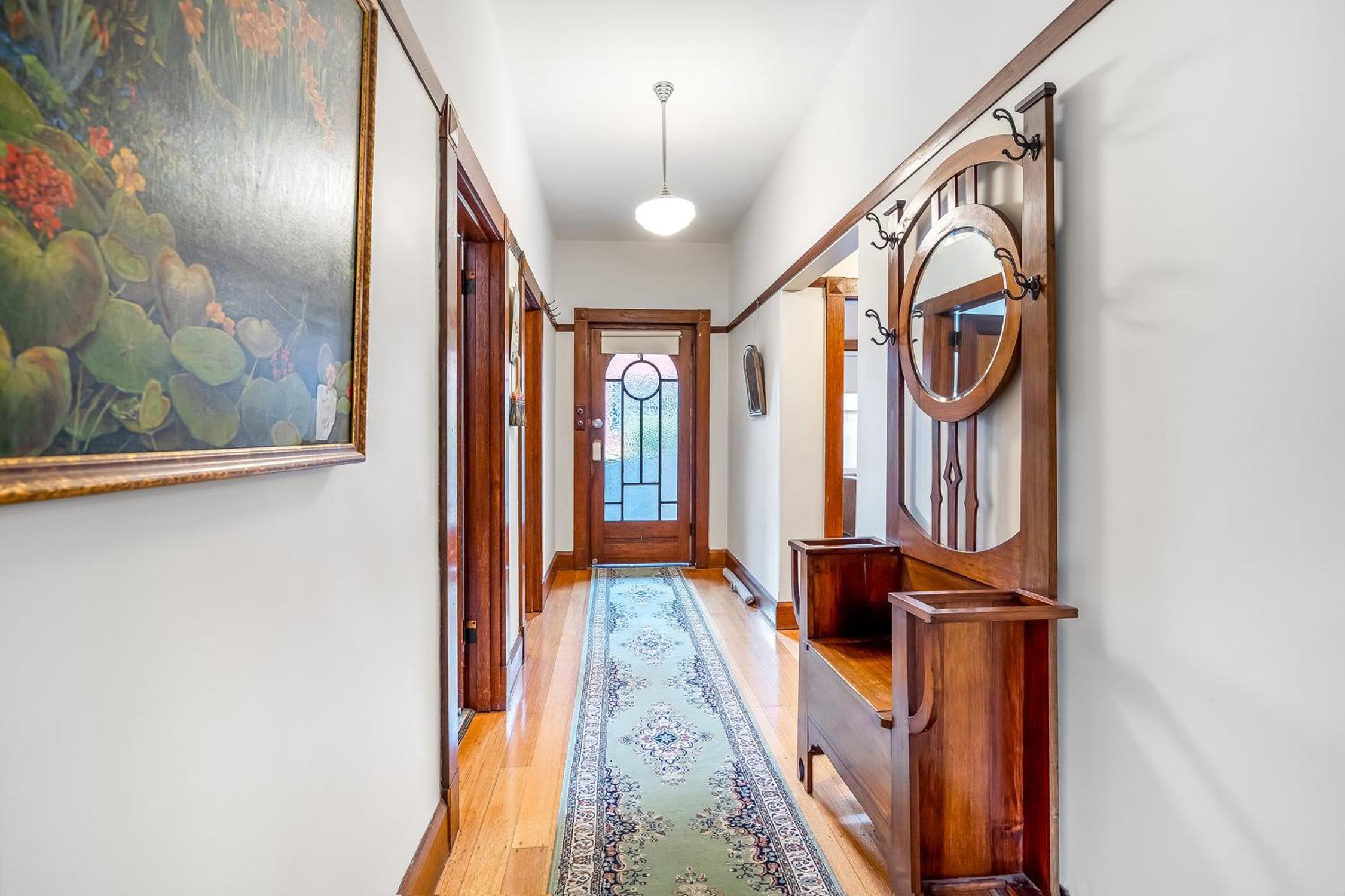 Gorgeous Hobart Accommodation - Park on Park - New Town