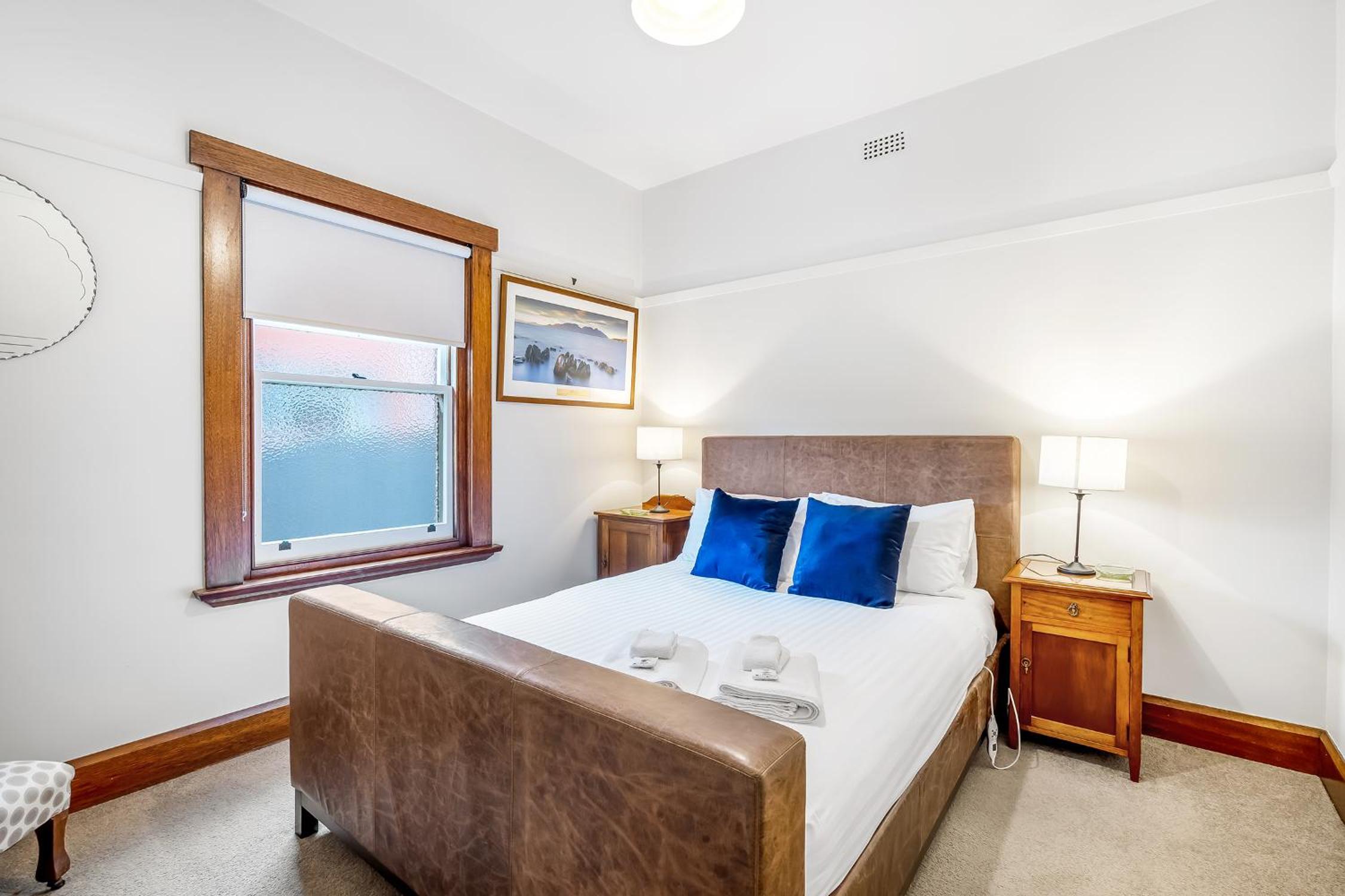 Gorgeous Hobart Accommodation - Park on Park - New Town