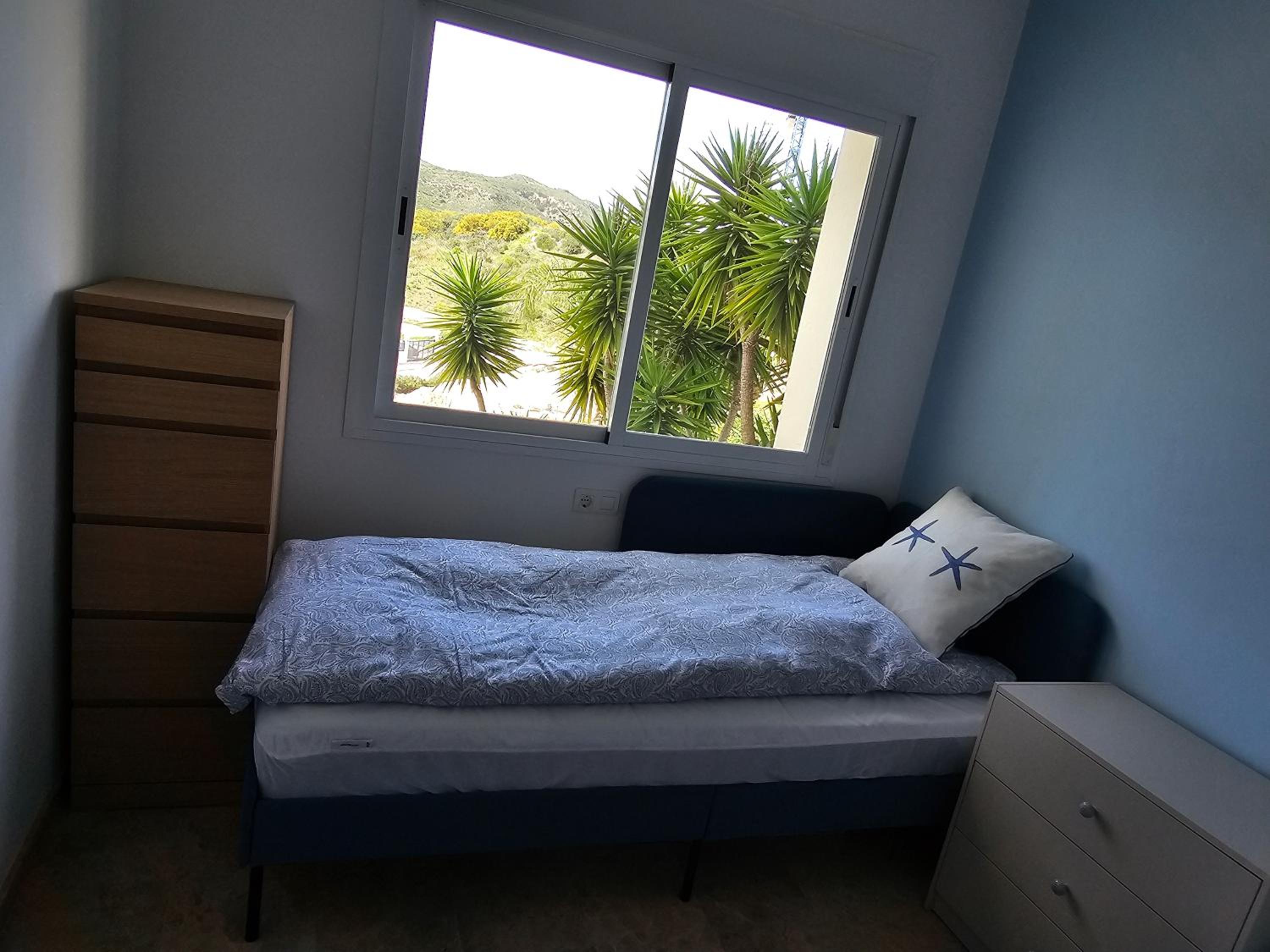 Casa Micangelo - seaview, 5 mins walk to beach