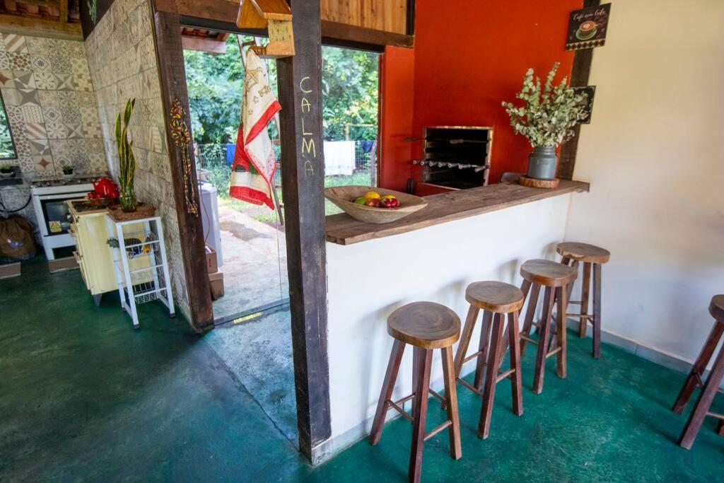 Casa de campo com piscina próxima ao aeroporto de Dourados