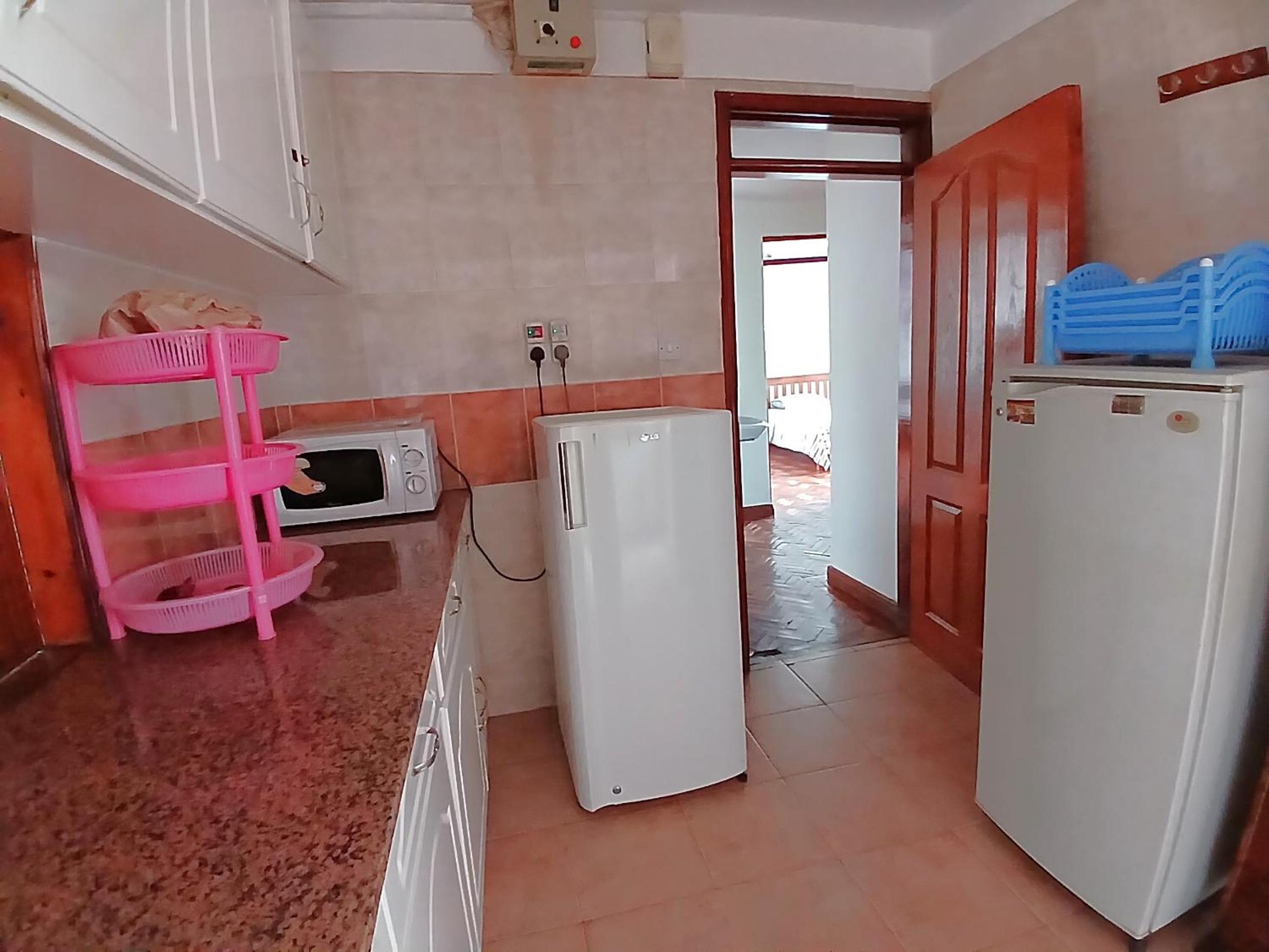 Lavington Budget Ensuite Room