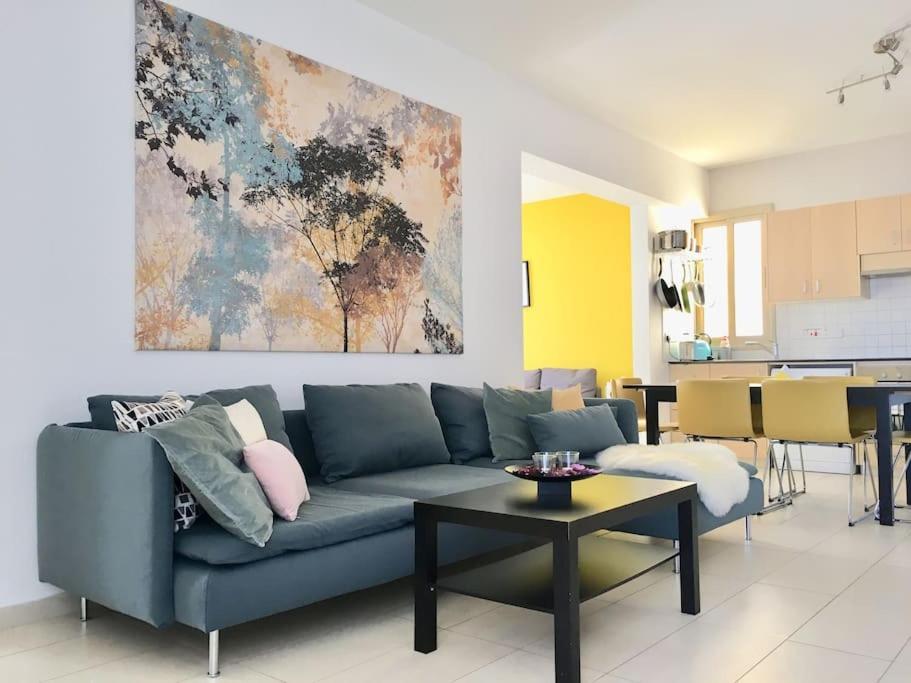 Ilona Seaview Suite - License 3127