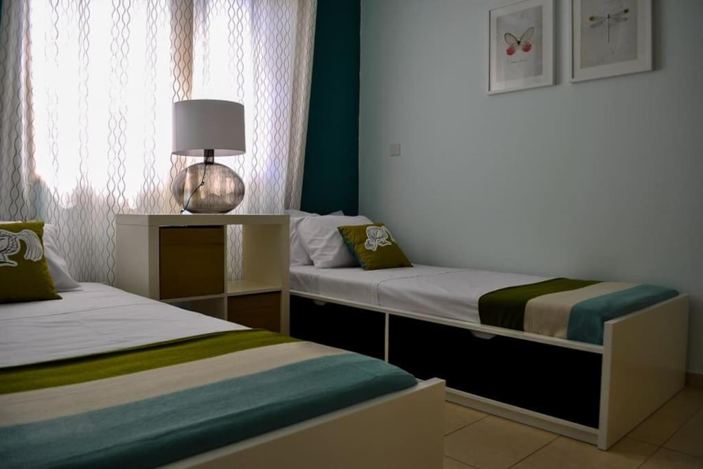 Ilona Seaview Suite - License 3127