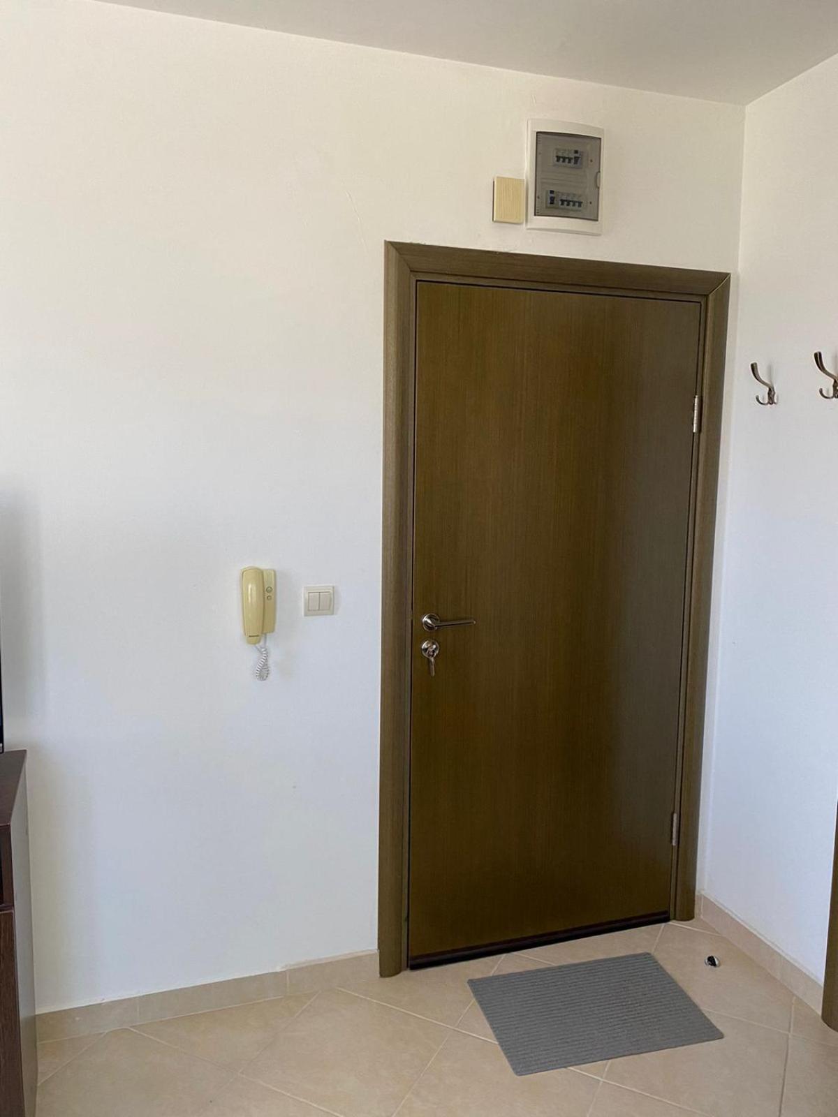 Hill Top Studio Apartments