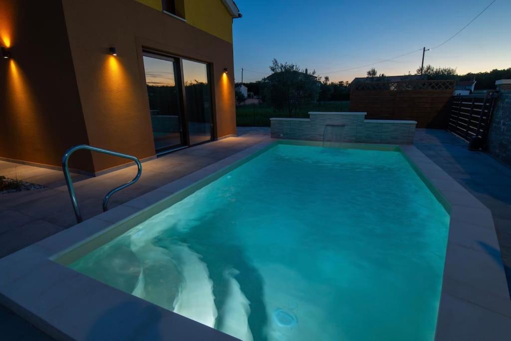 Apartment ViLo with heated pool in Istria view 5