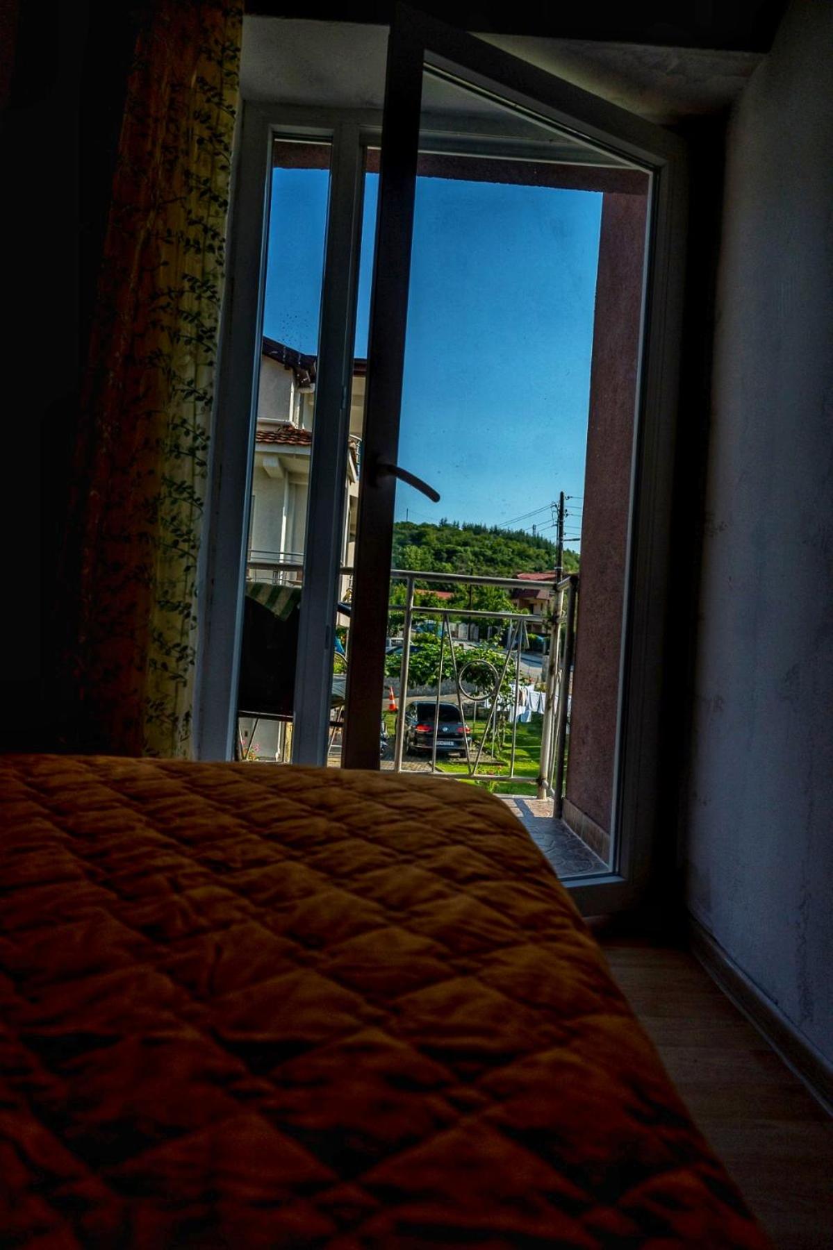 Villa GARDEN Pestani