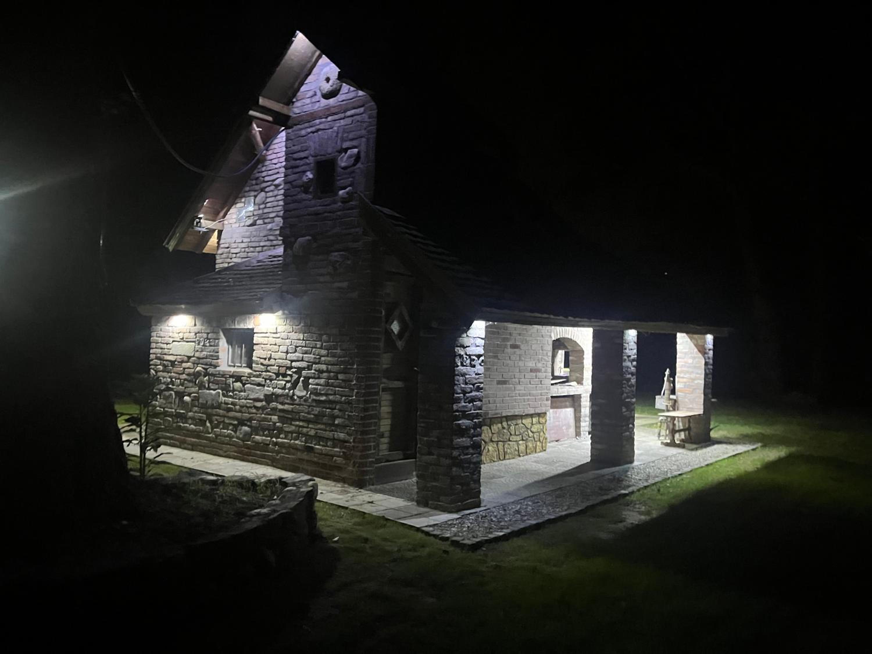 Vikendica Drina Mladenova suma