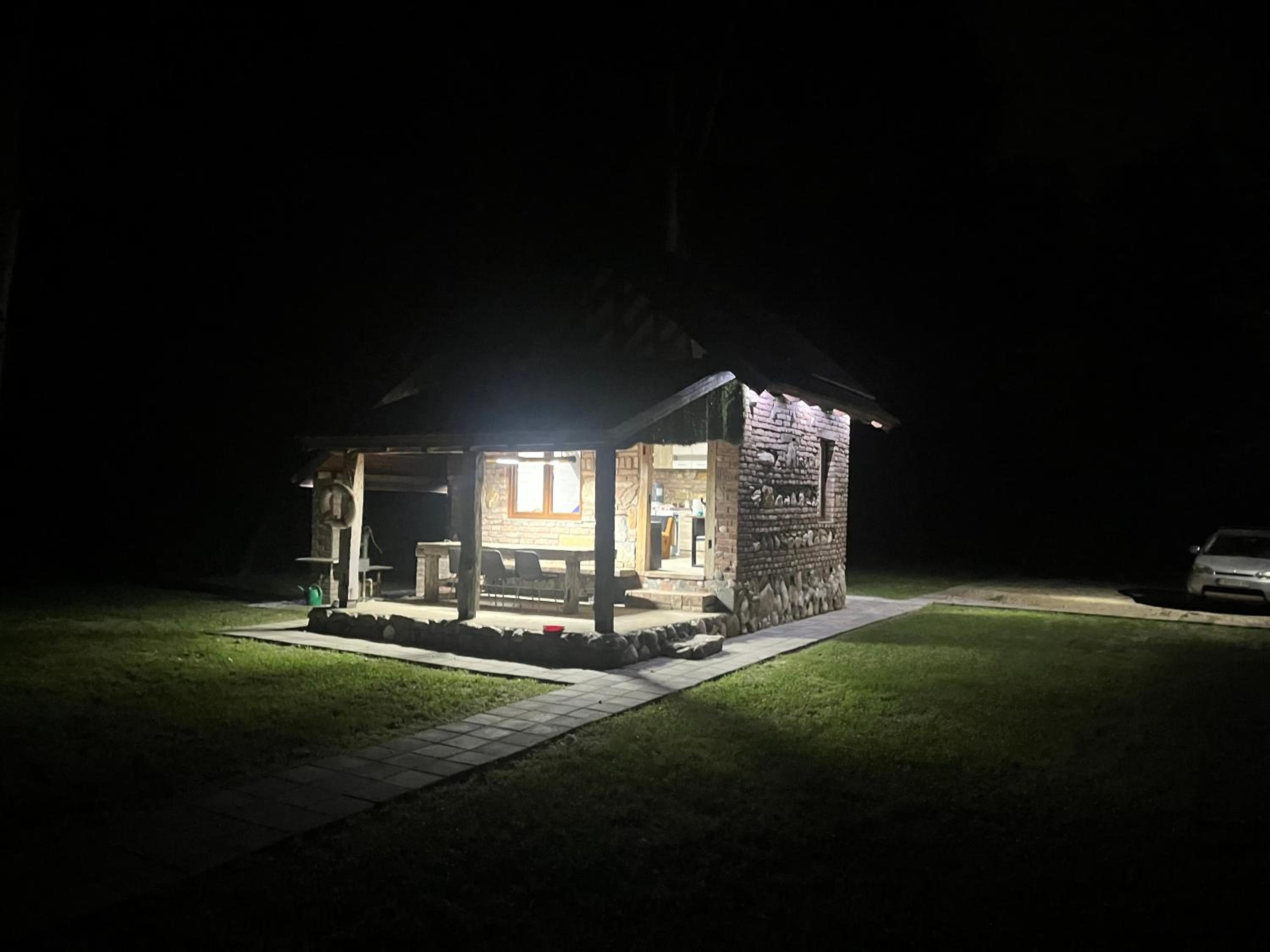 Vikendica Drina Mladenova suma