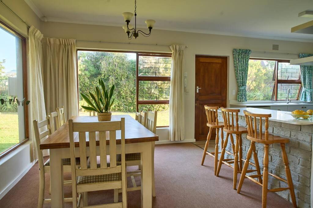 Reid Cottage view 4