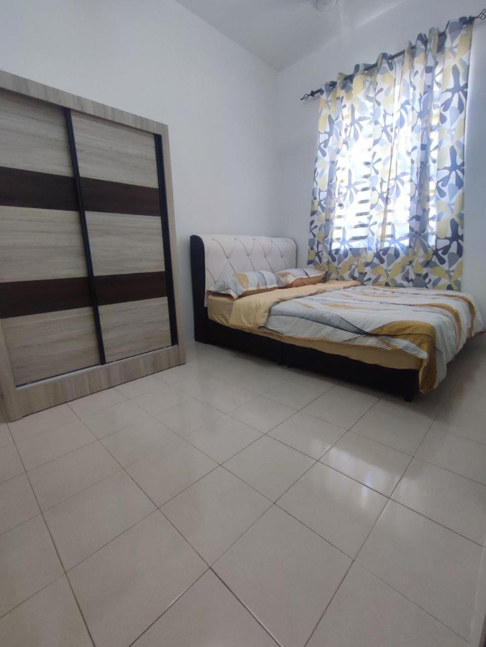 Suriati&Fhaiz Homestay view 4