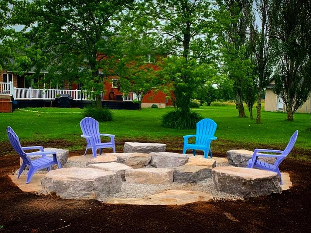 4 Bedrms, Indoor HotTub, Wineries & Niagara Falls