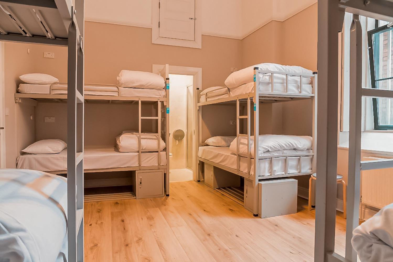Gardiner House Hostel 40