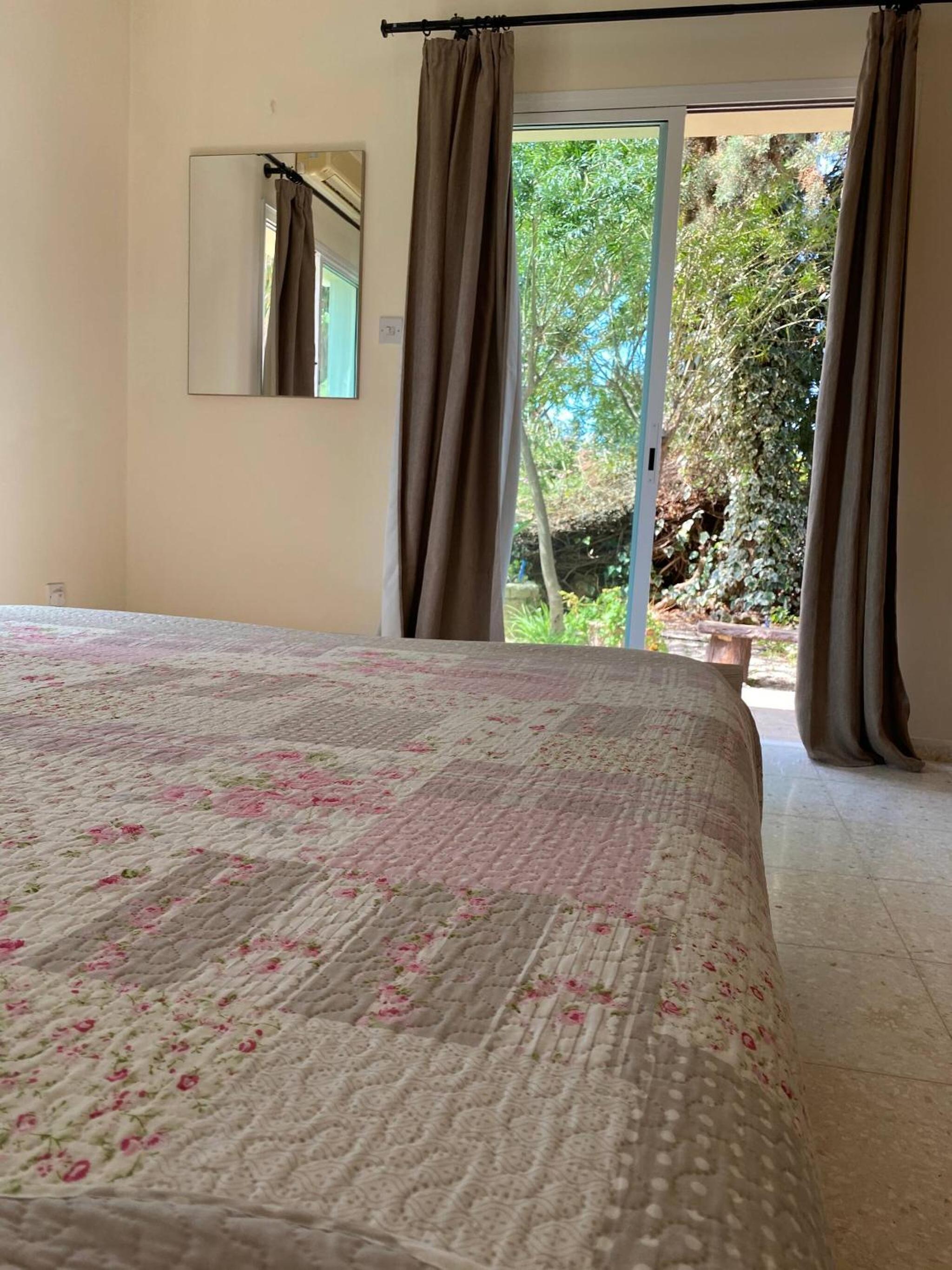 Kritos Apartments with Two Bedrooms