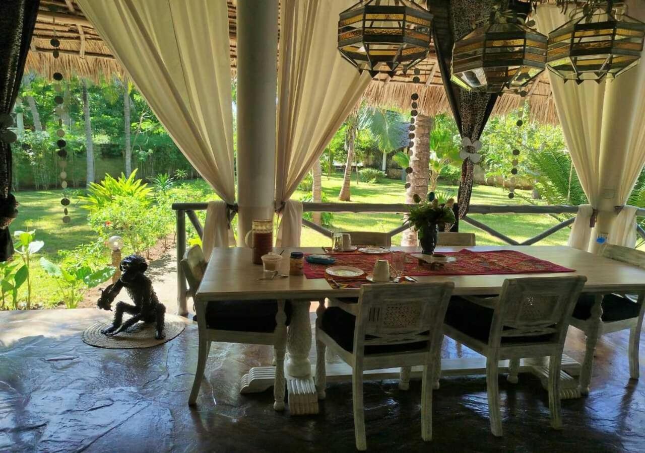 villa zoe dhahabu BNB view 3