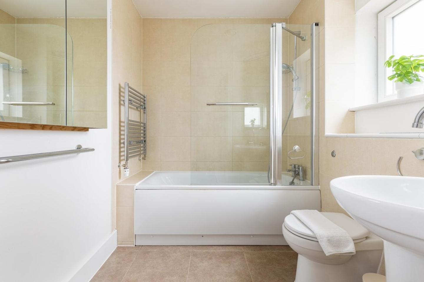 Modern 2 Bed Apartment London Lewisham Catford - Perfect for Long Stay