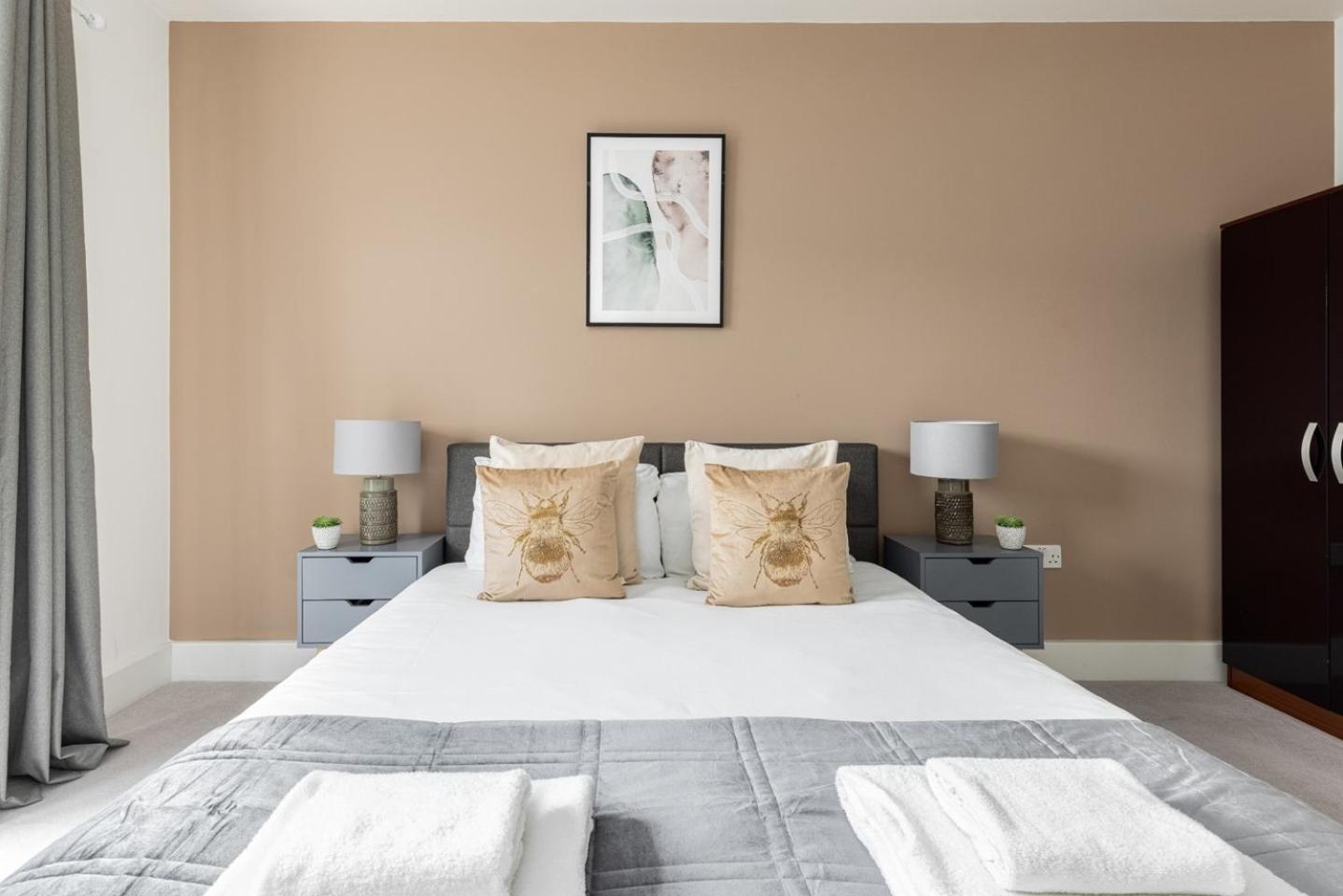 Modern 2 Bed Apartment London Lewisham Catford - Perfect for Long Stay