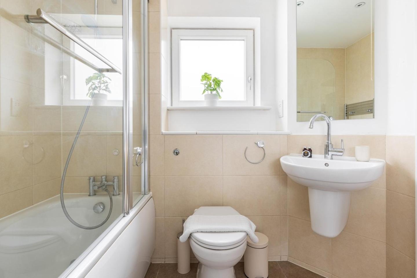 Modern 2 Bed Apartment London Lewisham Catford - Perfect for Long Stay