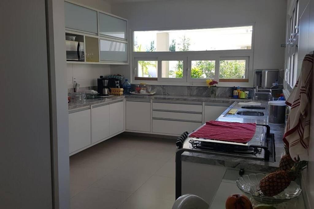 CASA DE PRAIA COM 05 SUITES- PARAÍSO A 8 min Do MAR