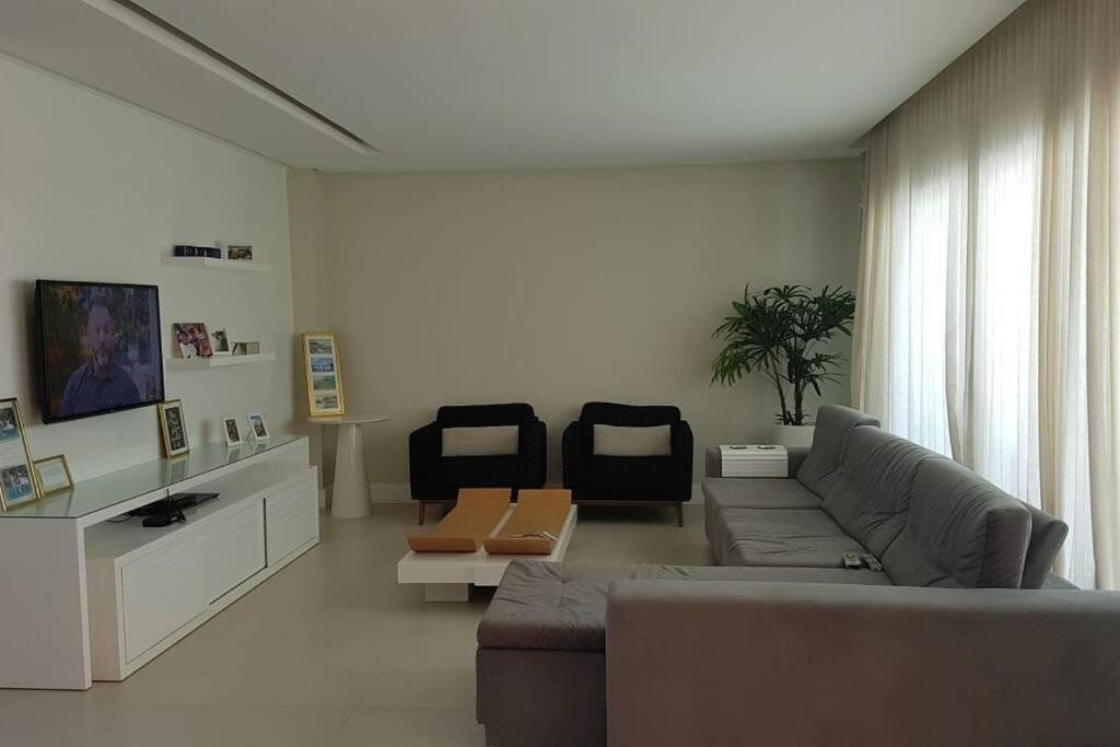 CASA DE PRAIA COM 05 SUITES- PARAÍSO A 8 min Do MAR
