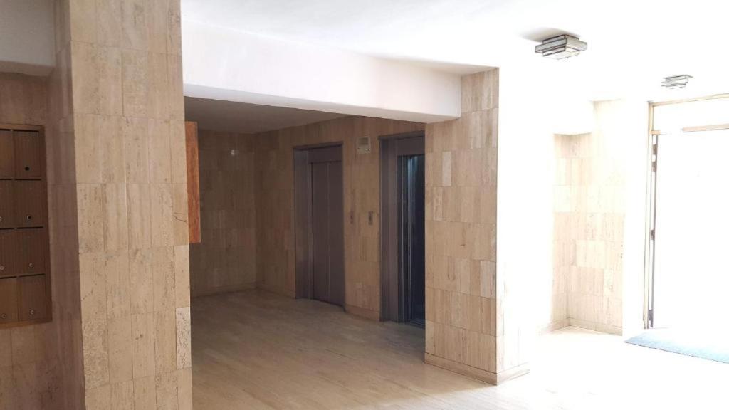 Apartamento cerca del Boulevard de Sabana Grande y zona comercial view 5
