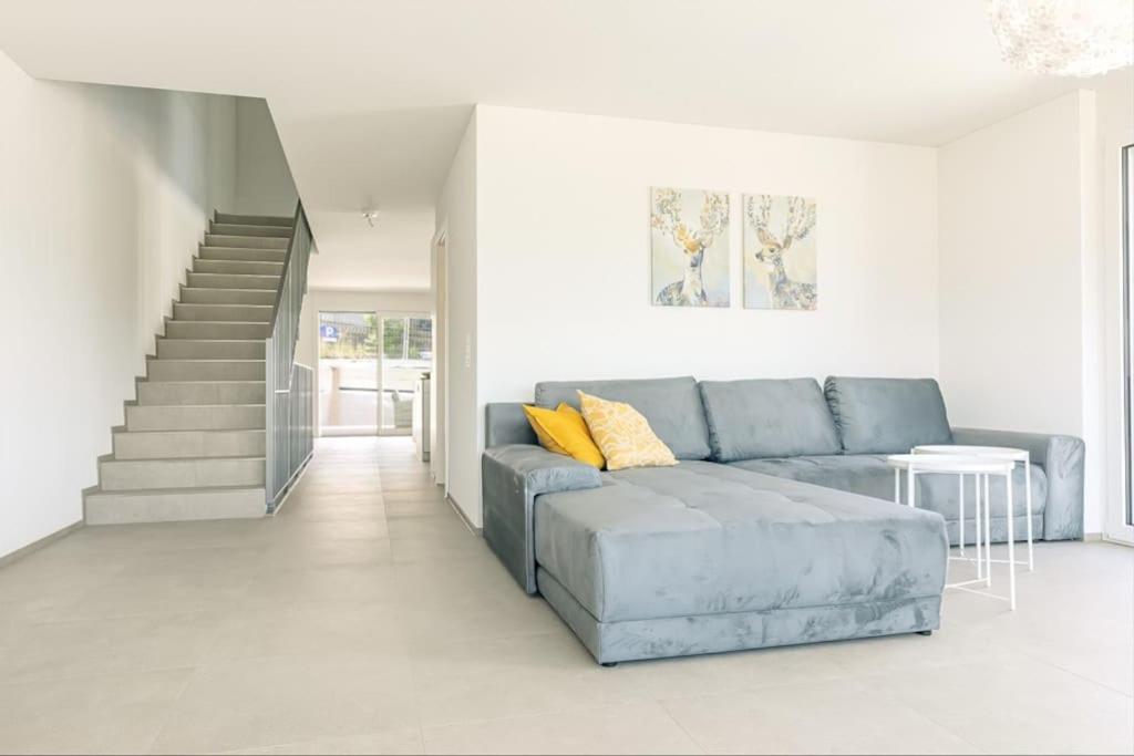 Niesen Apartment - Aare Jungfrau AG