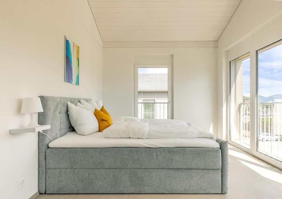 Niesen Apartment - Aare Jungfrau AG