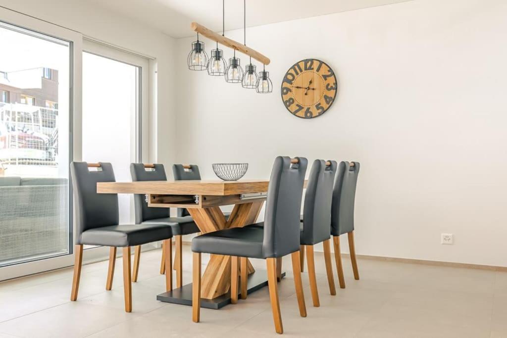 Niesen Apartment - Aare Jungfrau AG