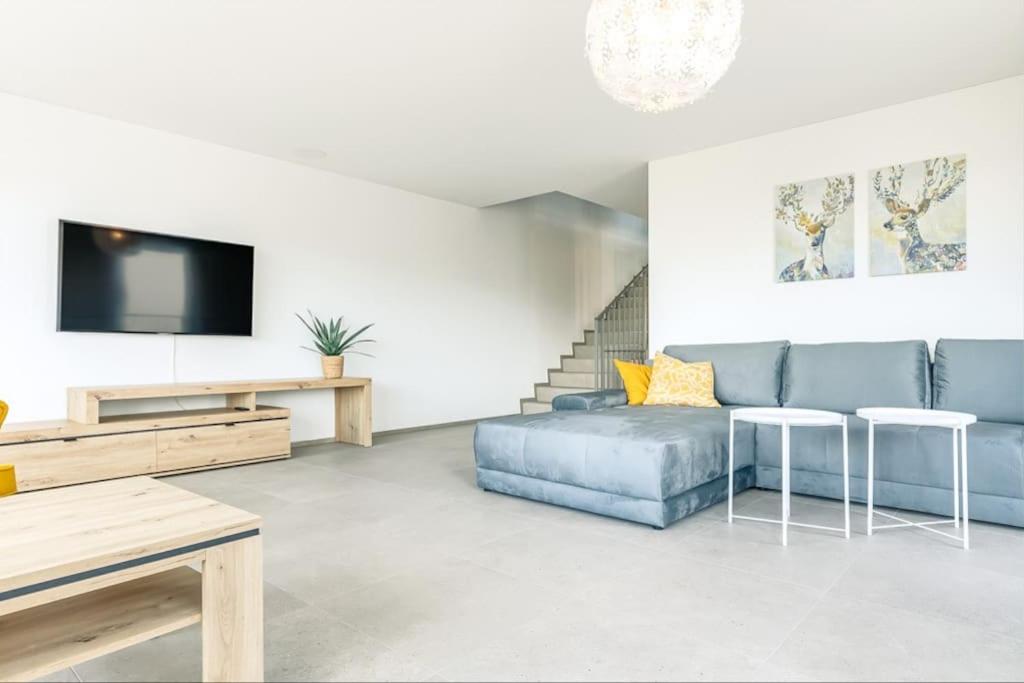 Niesen Apartment - Aare Jungfrau AG