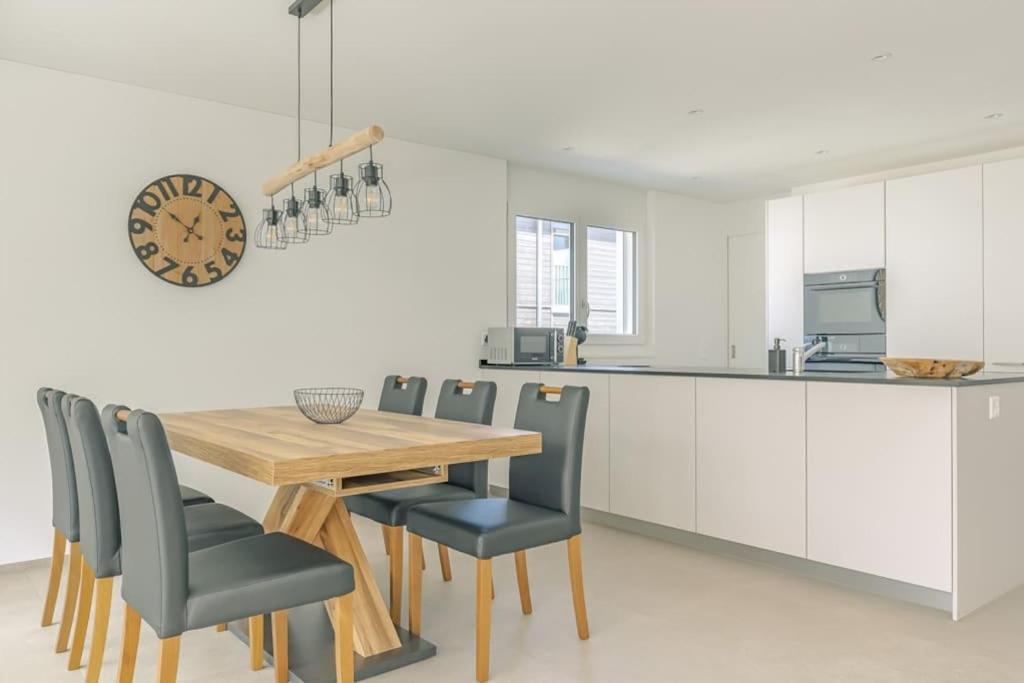 Niesen Apartment - Aare Jungfrau AG