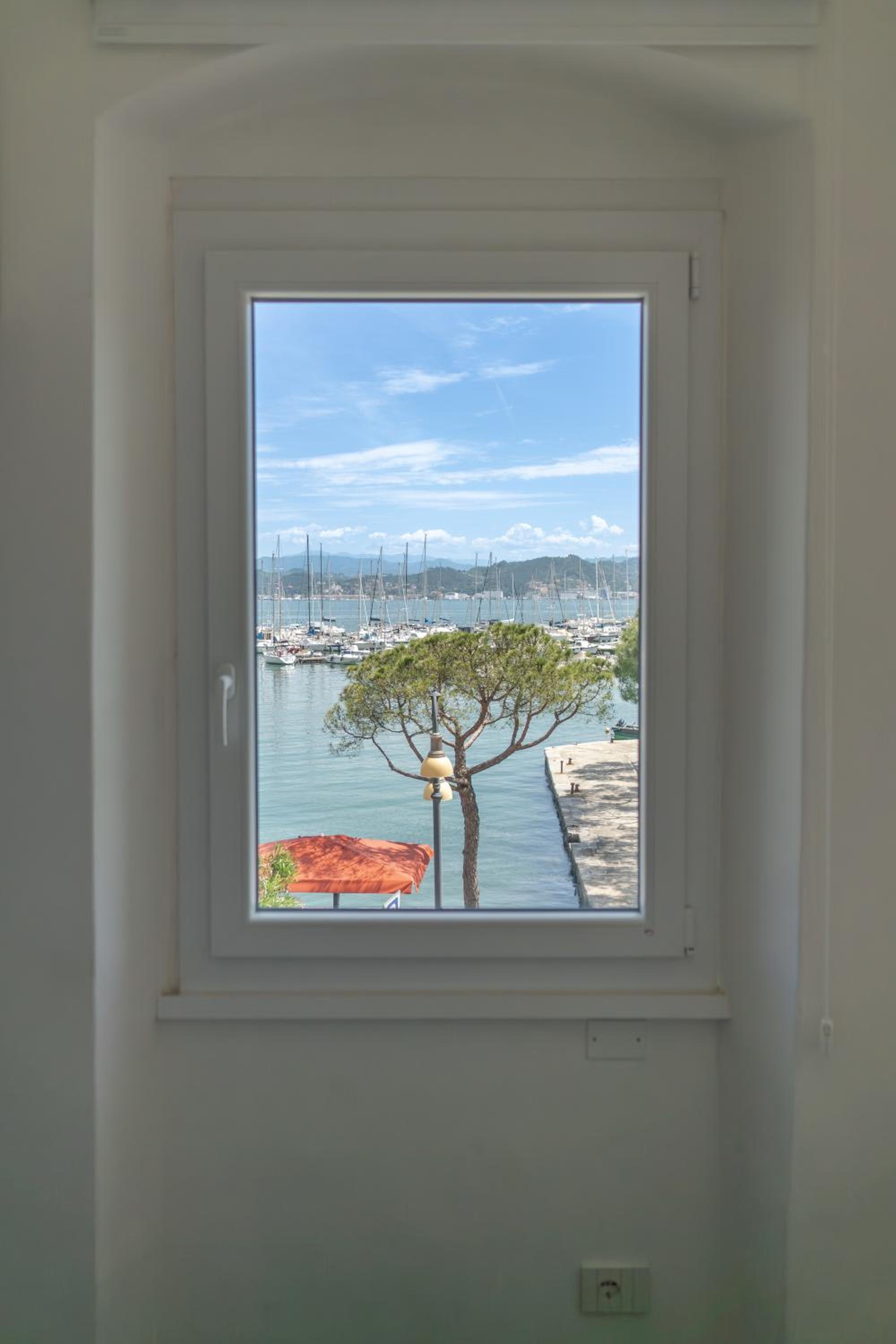 About Italy Holiday Rooms and Apartments