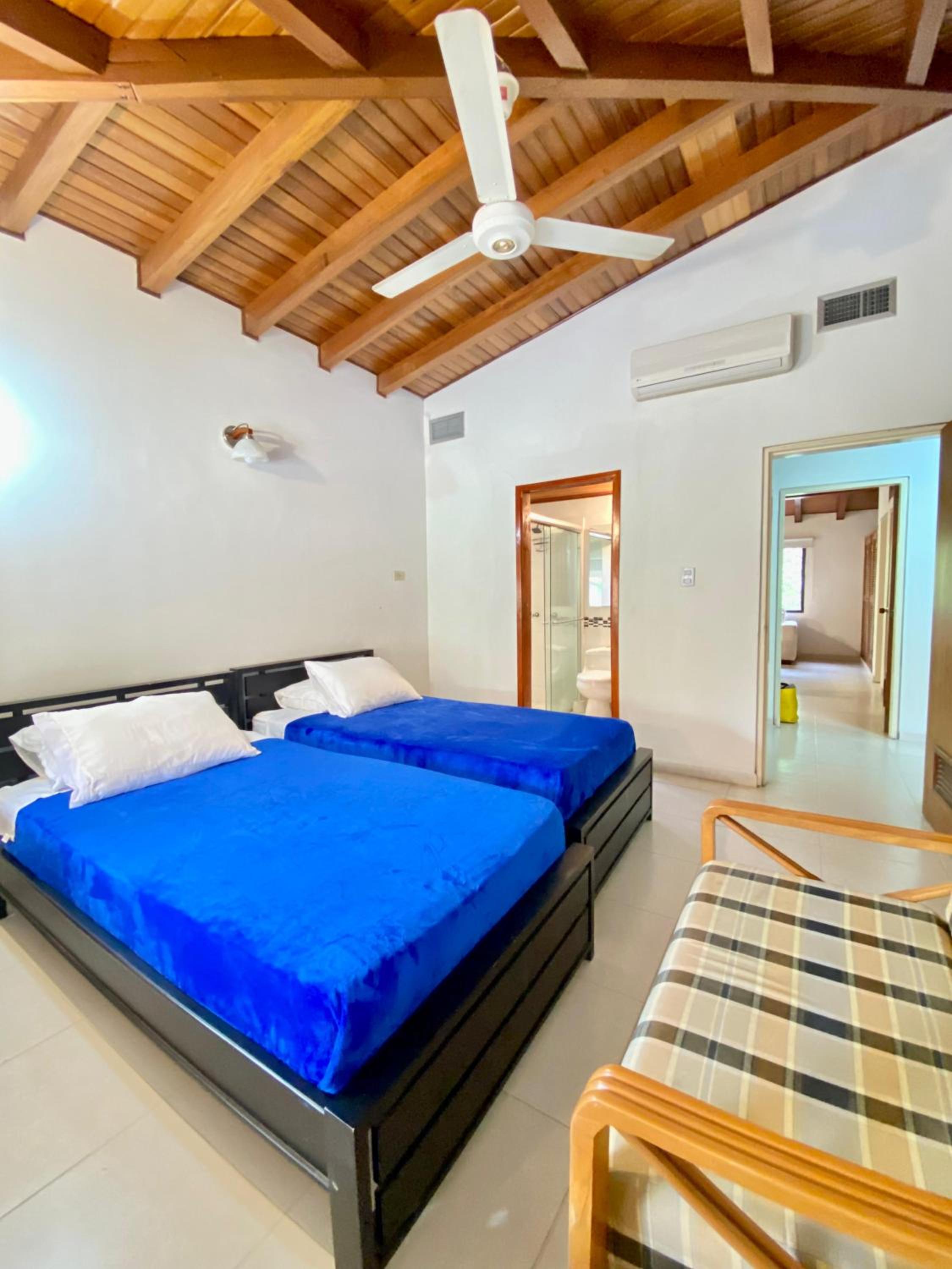 Exclusiva Villa con Salida al Mar