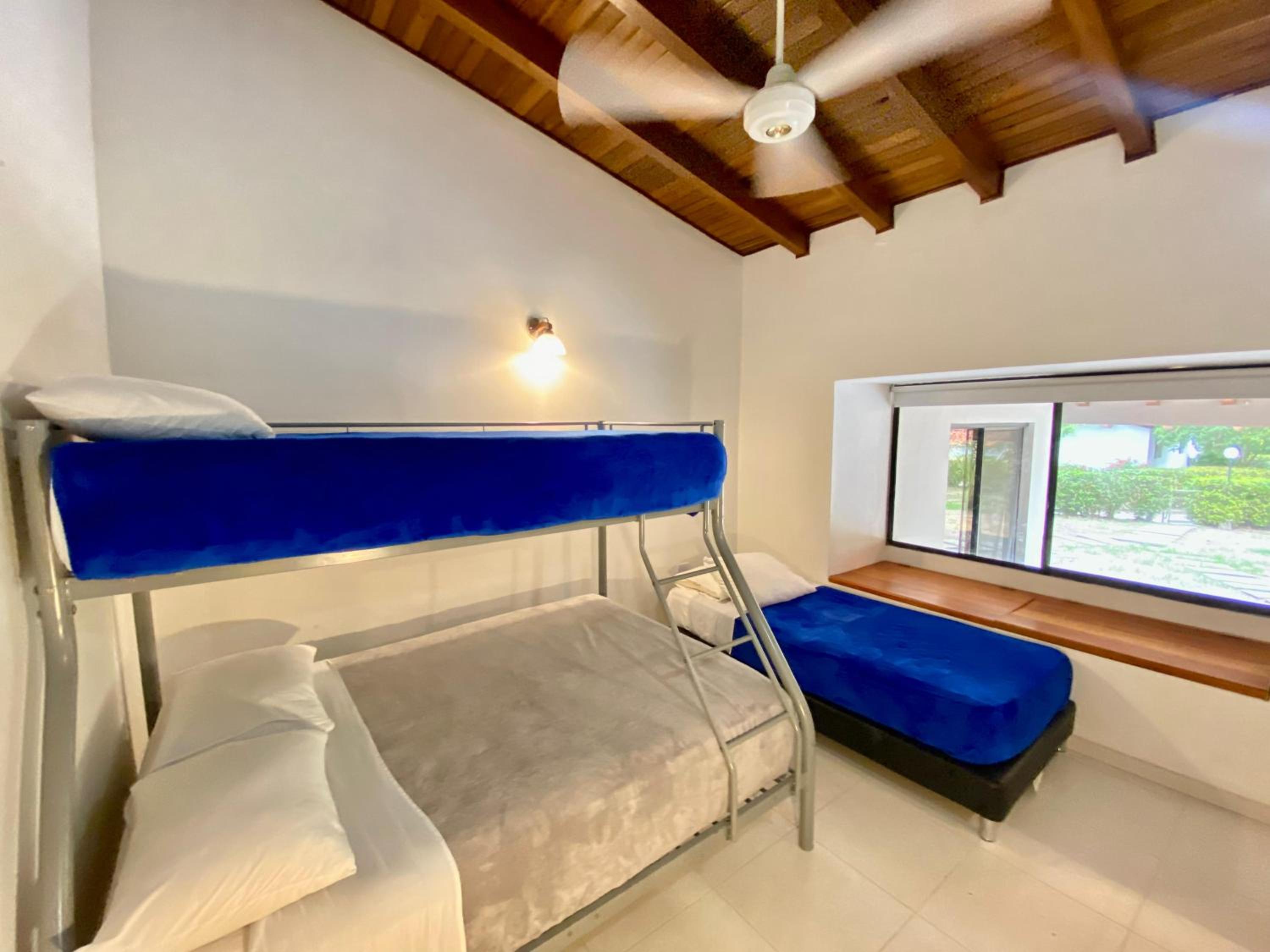 Exclusiva Villa con Salida al Mar
