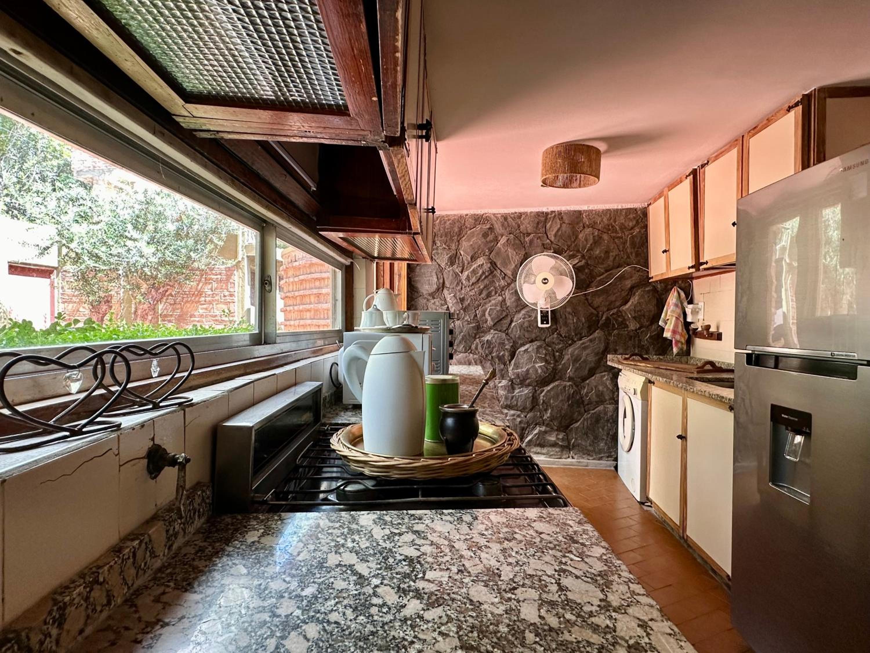 5 JOTAS DARRAGUEIRA Guest House & Loft